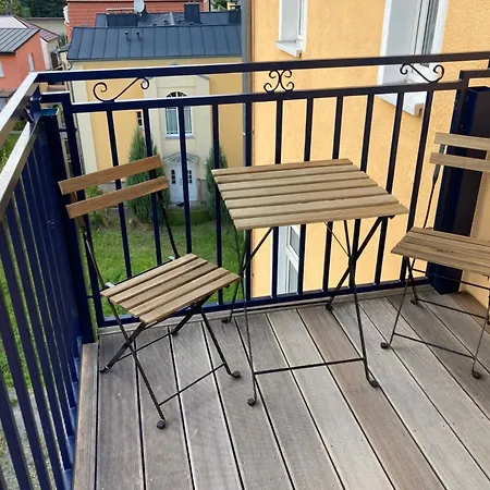 Appartement Alt-berliner Schwanenhof Dg Links