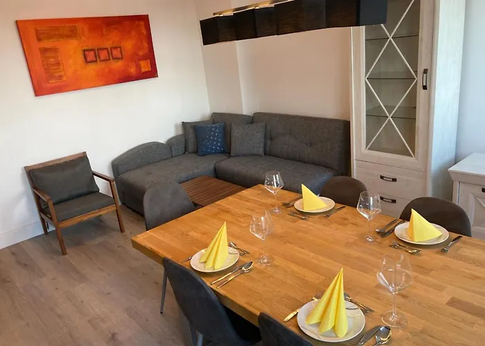 Lägenhet Alt-berliner Schwanenhof Dg Links